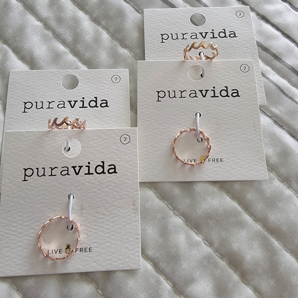 NWT! Set of 4!! Wave Band Rings